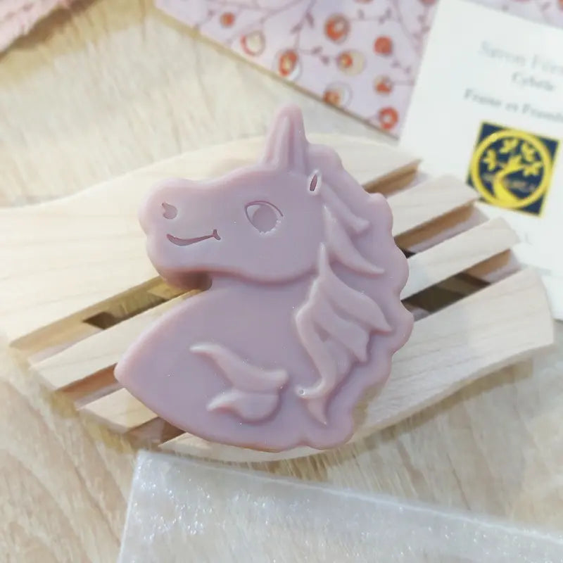 arbaurea-licorne-f-rique-savon-80g-fraise-framboise-peaux-sensibles image 1
